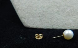 pearl real 14k stud b